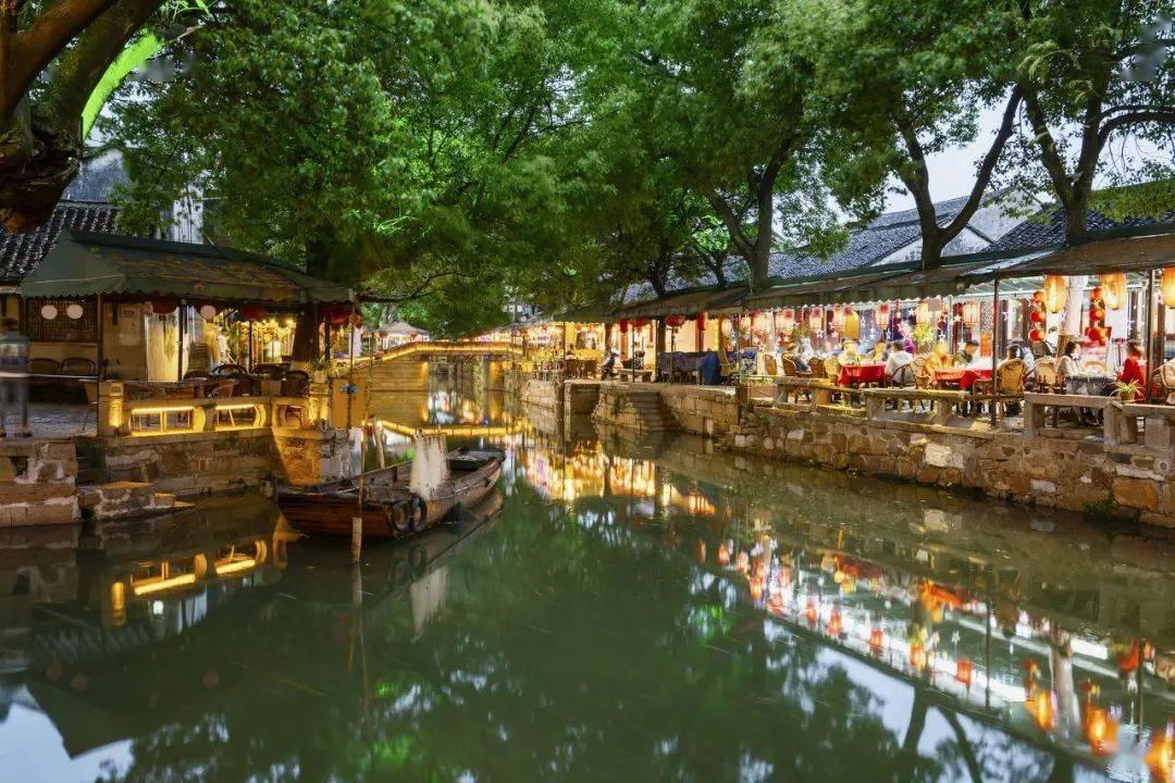 浪漫的雨季